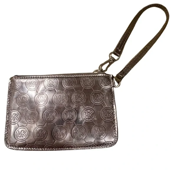 MICHAEL KORS Silver Metallic Wristlet, EUC - Picture 2 of 11